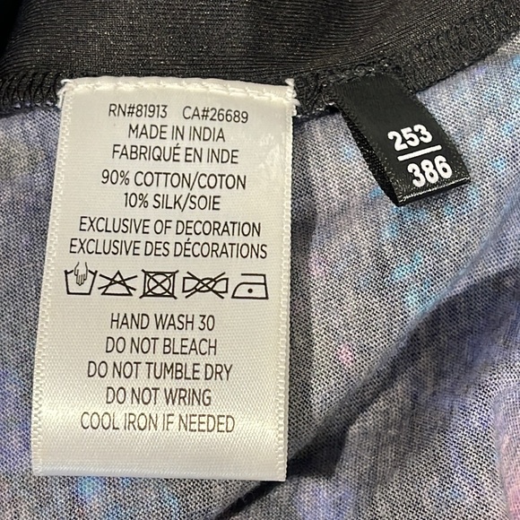 Robert Graham King Shark Limited Edition T-shirt size small men’s short sleeve - Picture 13 of 16